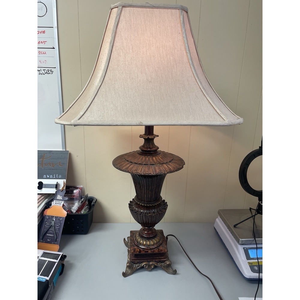 Elegant Victorian Style Table Lamp with Curled Feet With Shade Works As Intended